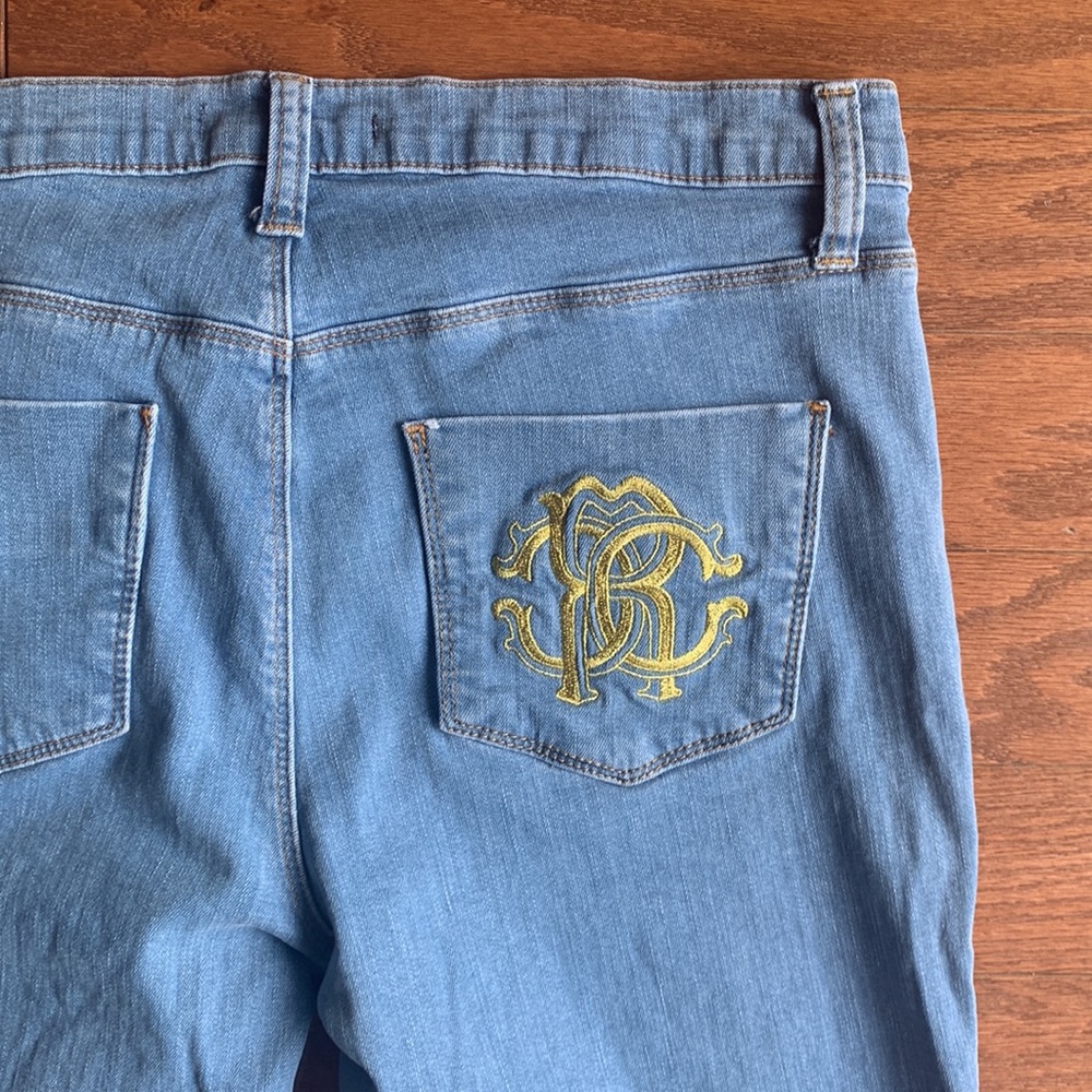 Roberto Cavalli Light Wash Slim Straight Jeans Gold Logo Back Size 44 / 8